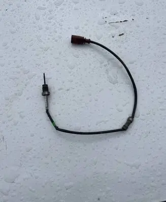Volkswagen PASSAT B7 Exhaust gas temperature sensor 03l088cj