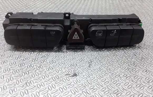Mercedes-Benz C W203 Hazard light switch 2038203710