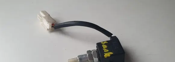 Clutch pedal sensor