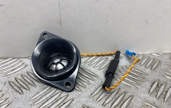 BMW 3 F30 F35 F31 Panel speaker 9226358 65139226358