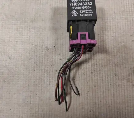 Volkswagen Multivan T5 Other relay 7H0943383 24190000