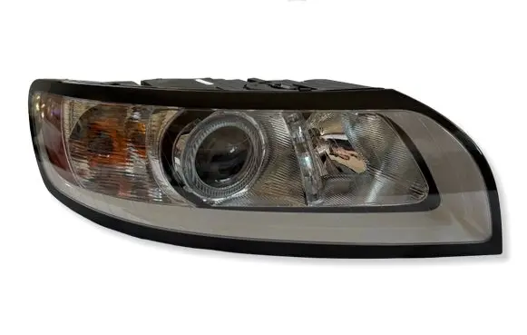 Volvo V50 Headlight/headlamp 32206142