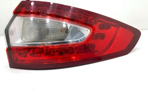 Rear/tail lights