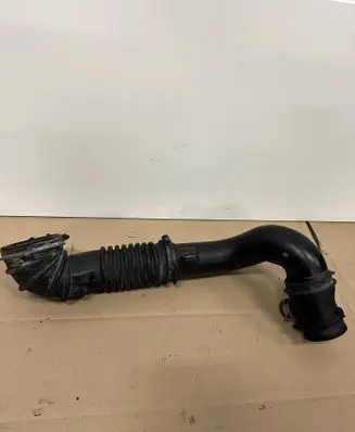 Mazda 6 Air intake duct part SH0113231