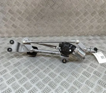 Suzuki SX4 S-Cross Front wiper linkage and motor 3811061M11