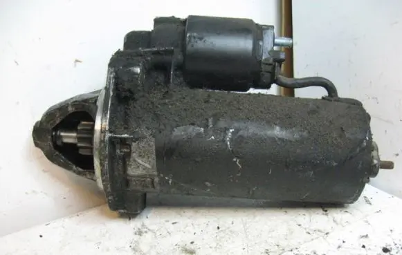 Mercedes-Benz 190 W201 Starter motor BOSCH67049 20I5C10V BOSCH1005821128