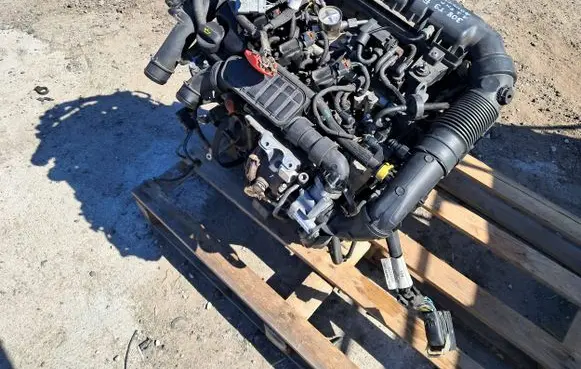 Peugeot 308 Engine