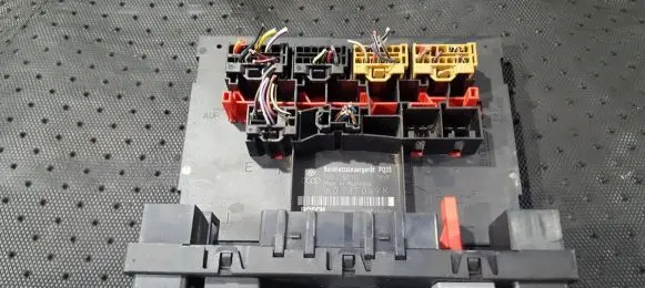 Volkswagen Touran I Comfort/convenience module 1K0937049K F005V00456S0701