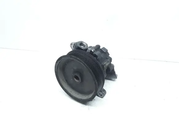 Mercedes-Benz S W221 Power steering pump A0044658901 A0044668901