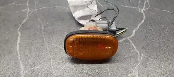 Toyota MR2 (W30) III Front fender indicator light 6r019461