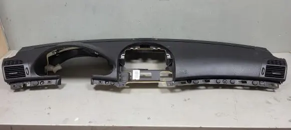 Mercedes-Benz E W211 Dashboard 20050422