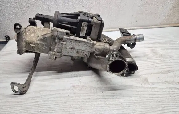Volvo V60 EGR valve 702209040 12T052