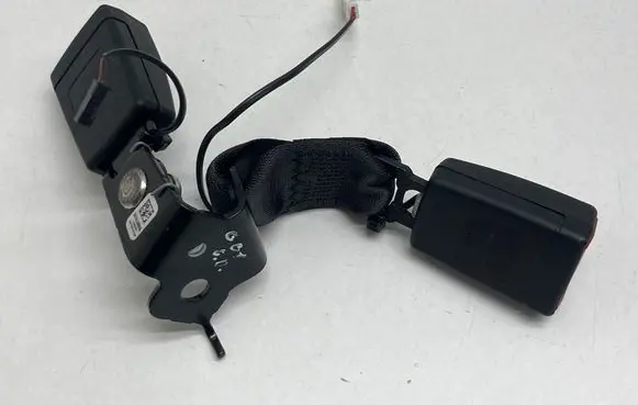 BMW X3 G01 Middle seatbelt buckle (rear) S4741428806 34216817B 084181F
