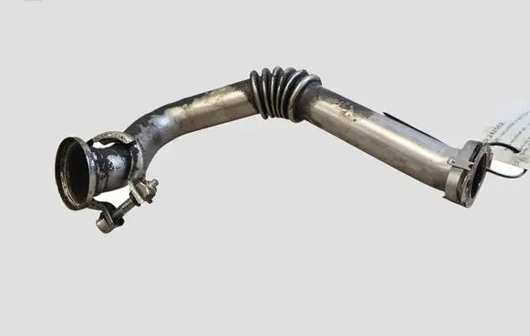 Audi A3 S3 8P EGR valve line/pipe/hose 070131548C RSS4634040