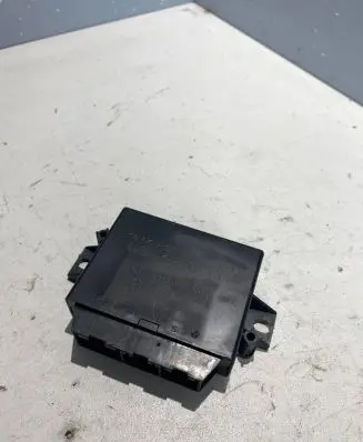 Volvo S80 Parking PDC control unit/module 30682548 062190235Z G915K866BGG
