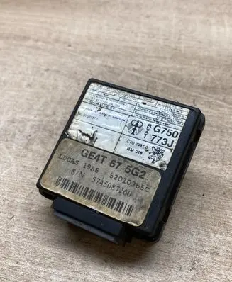 Mazda 626 Immobilizer control unit/module GE4T675G2