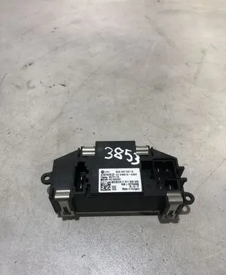 Volkswagen PASSAT B6 Heater blower motor/fan resistor 3C0907521D