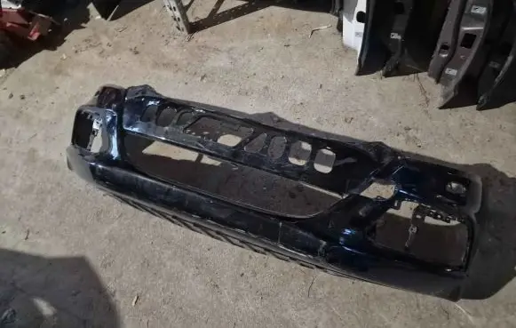 Honda Insight Front bumper 71101TM8ZY00