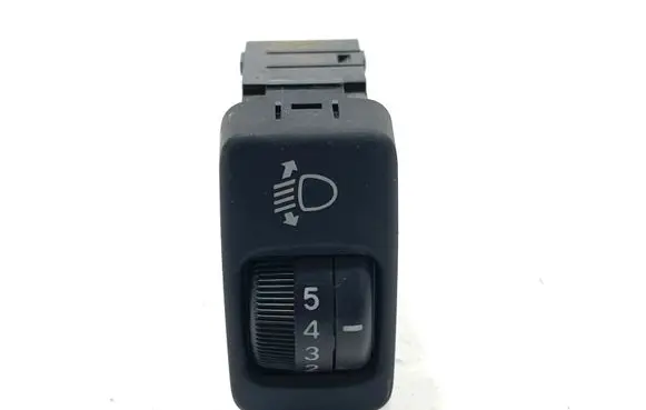 Toyota Land Cruiser (J120) Headlight level height control switch 5029