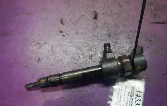 Alfa Romeo 156 Fuel injector 0445110002