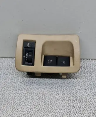 Peugeot 607 ESP (stability program) switch 9629448877 1842864016