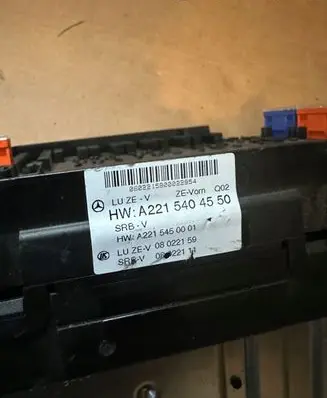 Mercedes-Benz S W221 SAM control unit A2215404550