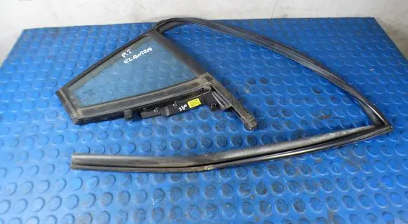 Hyundai Elantra VI Rear vent window glass DOT748AS2M32 E000008 43R000381