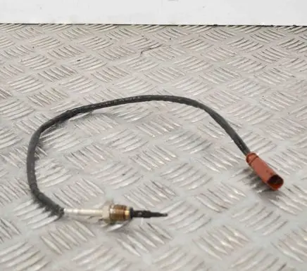 Audi A4 S4 B9 8W Oil temperature sensor 8W0906088B