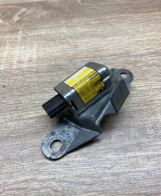 Toyota Land Cruiser (J120) Airbag deployment crash/impact sensor 8986060020 1879000450