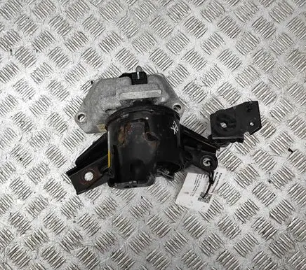 Hyundai Santa Fe Engine mount bracket 21810S1200
