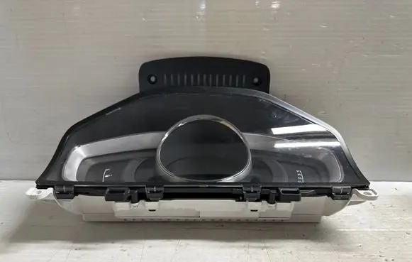 Volvo S80 Speedometer (instrument cluster) 31394750