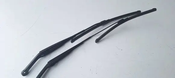 Honda E Windshield/front glass wiper blade 