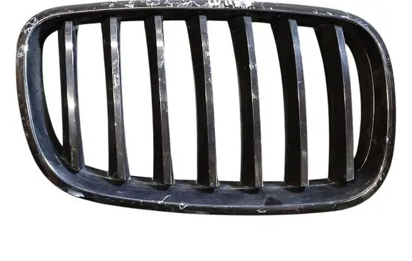 BMW X5 E70 Front bumper upper radiator grill 7157688 51317157688