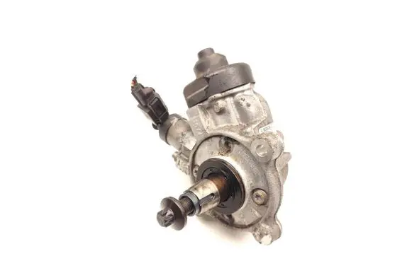 Mini Clubman F54 Fuel injection high pressure pump 8511626 0445010764