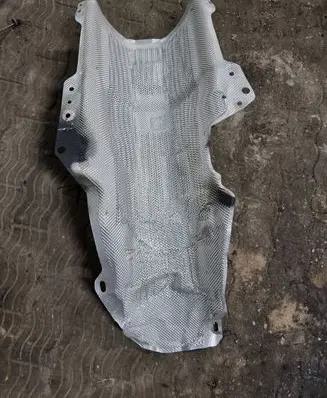 Volvo V40 Heat shield in engine bay 31425010