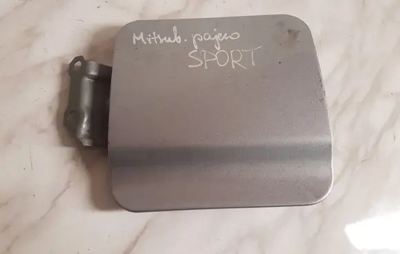 Mitsubishi Pajero Sport I Fuel tank cap