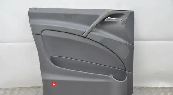 Mercedes-Benz Vito Viano W639 Front door card panel trim A639727