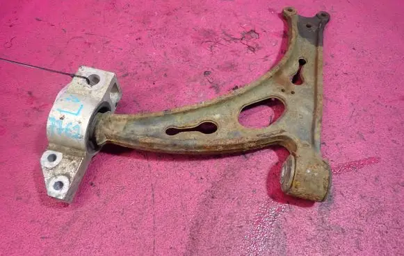 Volkswagen Golf IV Front control arm