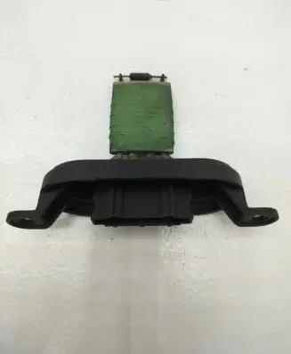 Volkswagen Transporter - Caravelle T5 Heater blower fan relay PA66GB20GF10
