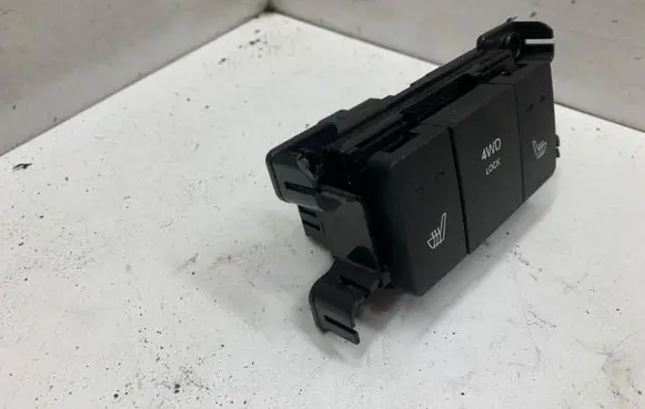 Hyundai Santa Fe Seat heating switch 61104A