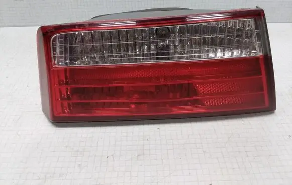 Hyundai Sonata Tailgate rear/tail lights