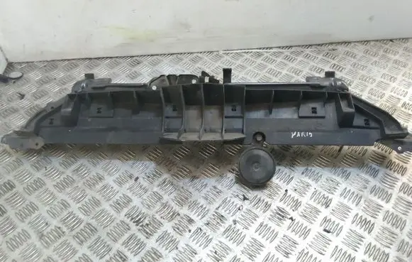 Toyota Yaris Radiator support slam panel bracket 