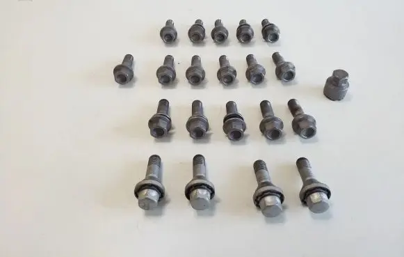 Volvo XC60 Nuts/bolts 