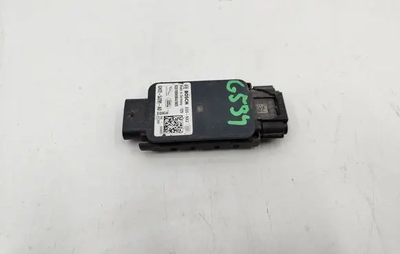 Land Rover Discovery Sport Rear light center trim bar blend GH22-5J299-AD