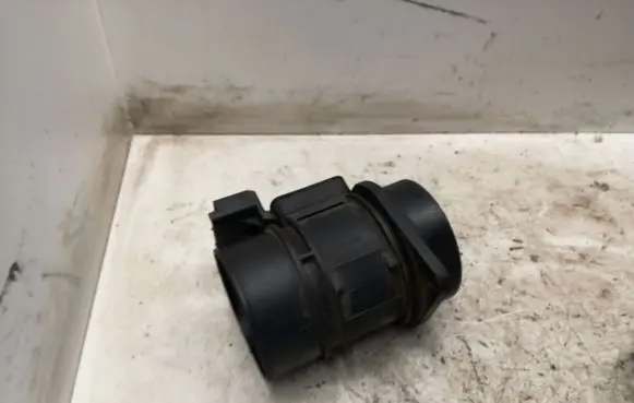 Renault Master II Mass air flow meter