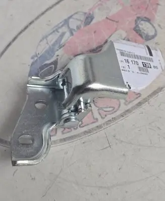 Citroen Jumpy Front door upper hinge 1617013980