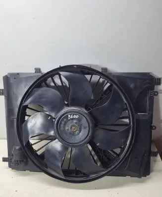 Mercedes-Benz E C207 W207 Electric radiator cooling fan A2045000755