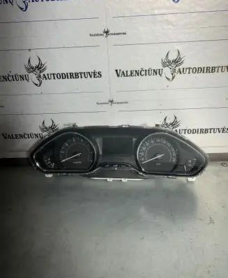 Peugeot 2008 I Speedometer (instrument cluster) 9678506880 E137HVG2 E137SWLL0900