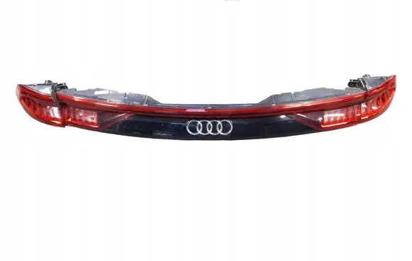 Audi Q8 Rear/tail lights 4M8945070C