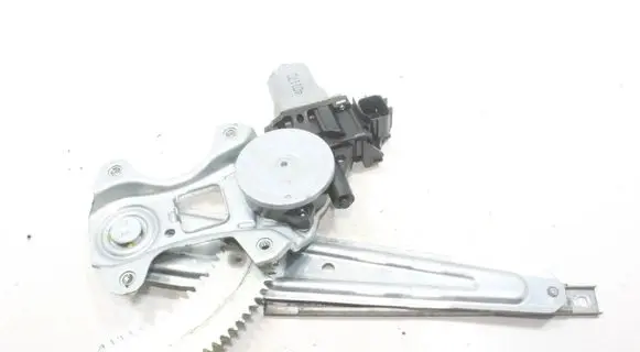 Nissan Juke I F15 Sliding door window regulator with motor 827310V01B